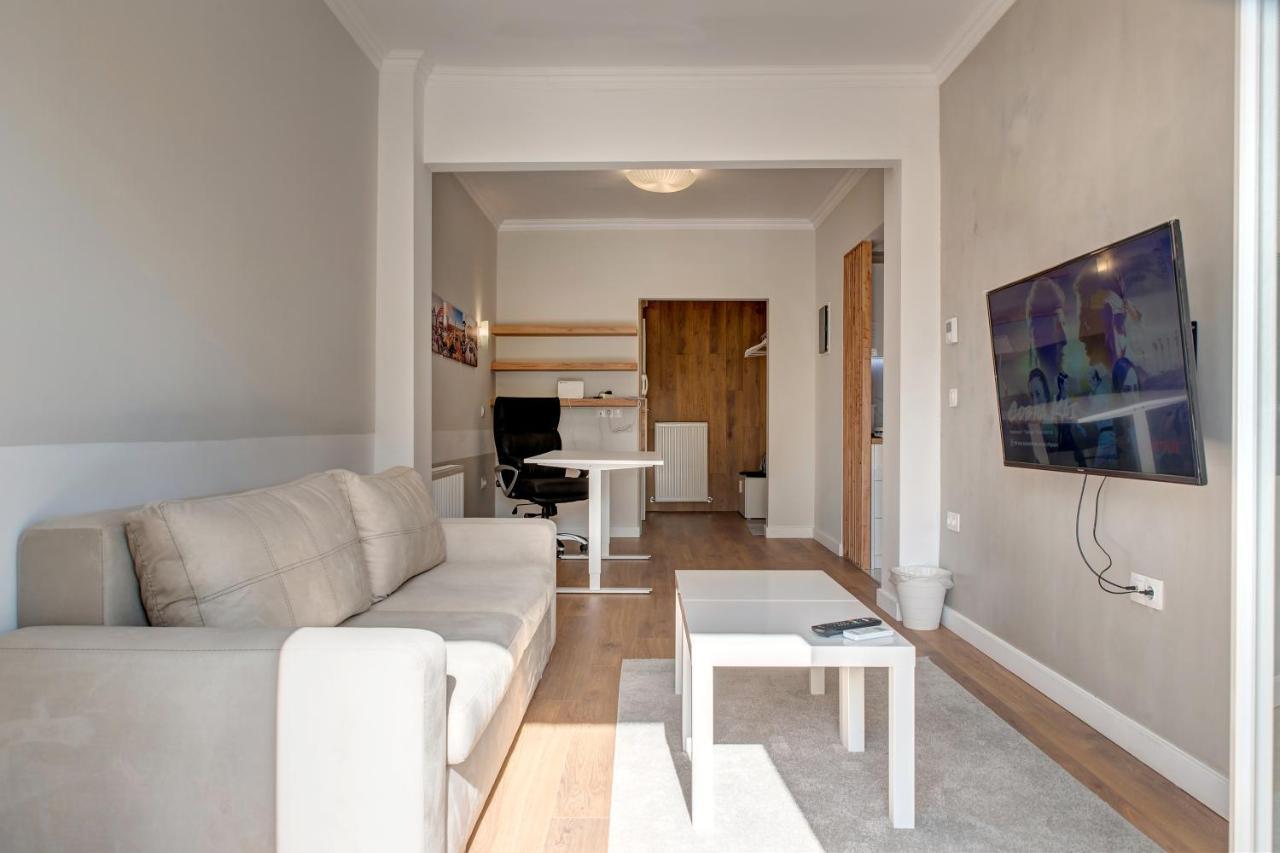Modern Style Home Near The Train Station Tessalónica Exterior foto